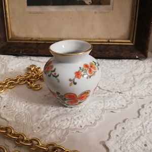 Small porcelain vase from Germany / Austria, vintage
