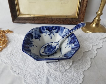 Ceramic bowl with spoon from Russia, vintage