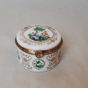 Porcelain jar Del Prado from England, antique, vintage