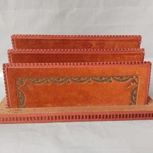 Antiguo portacartas de terciopelo y seda: accesorio de escritorio vintage hecho a mano, regalo personalizado