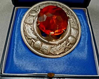 VINTAGE Scottish Thistle Brooch - Kilt Pin - Cairngorm-Style Amber/Citrine Gem - Celtic Design