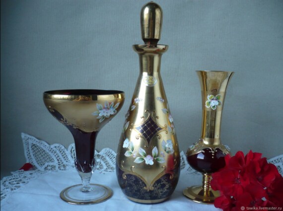 Carafe Ancienne En Verre Peint Main - Bohême Du Sud, Milieu 19e - Décoration Florale