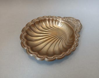 華やかな脚が付いたヴィンテージの銀メッキクリーマー - Etsy 日本