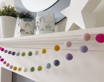 Rainbow felt ball garland. Pom pom garland. Nursery decor. Play room decor