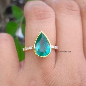 3.5Crt Natural Emerald Engagement Ring, Emerald Diamond White Gold Ring,Tear Drop Emerald Ring Pear Emerald Ring Women Engagement ring Gift