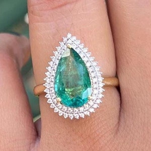 Pear cut emerald ring / vivid green emerald ring / certified emerald diamond ring / teardrop green emerald diamond engagement ring for her
