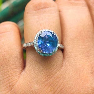 5.39 Carat Ceylon Sapphire Diamond Ring: 14K Gold Engagement Ring