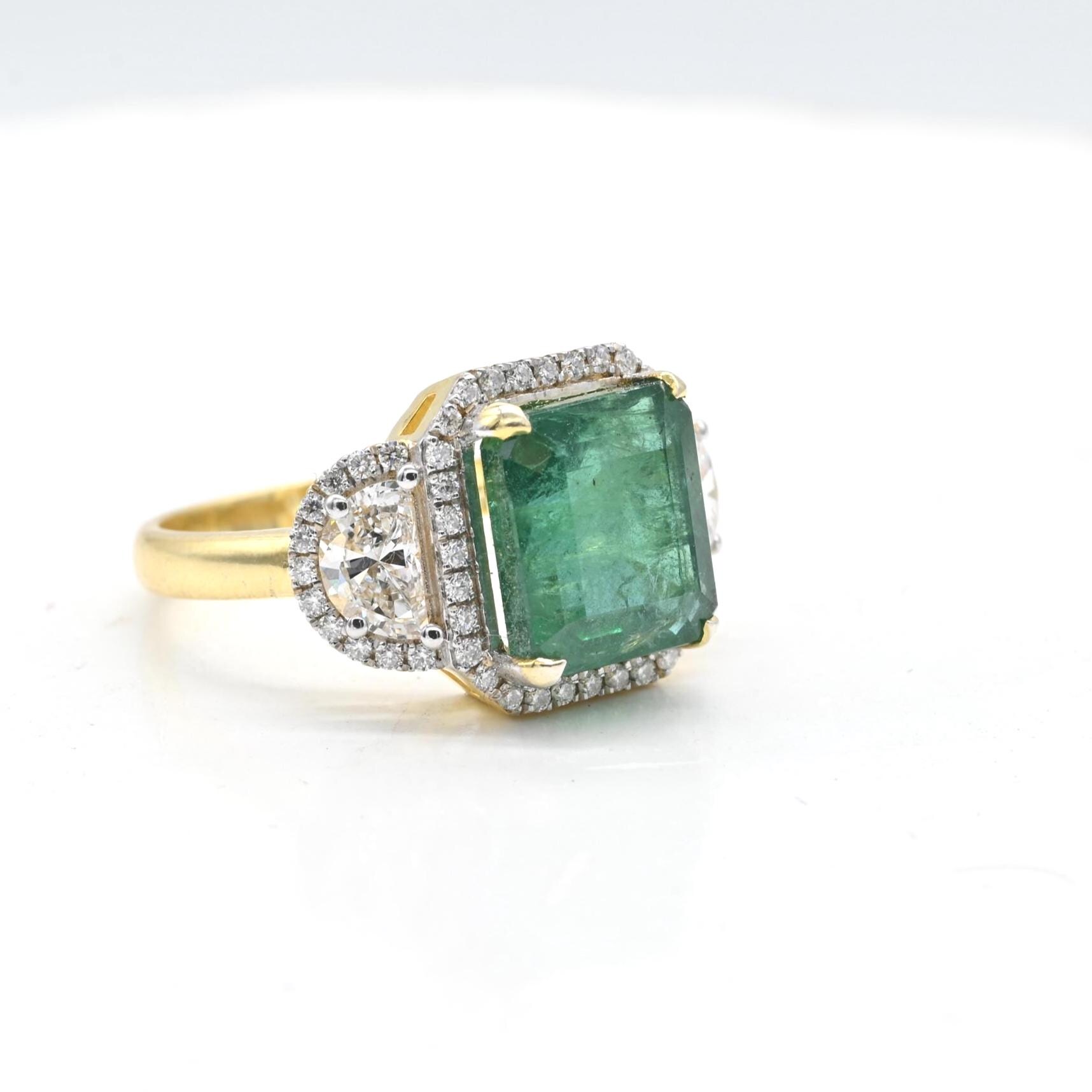 18Kホワイトゴールド ザンビア産天然エメラルドリング ラボグロウン