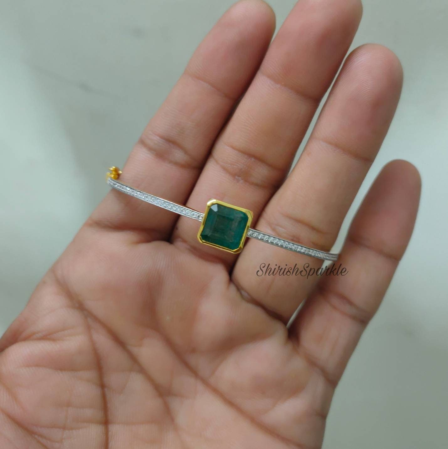 18kt ホワイト ゴールド ブレスレット 天然エメラルド 天然