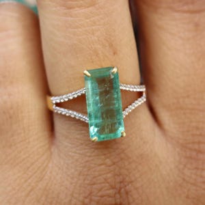 Natural Emerald ring, raw emerald ring, emerald ring for gift, emerald white gold ring 18k gold emerald ring, teardrop emerald ring, emerald
