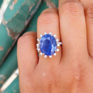 Natural tanzanite halo diamond gold statement ring / genuine TZ diamond ring / certified tanzanite diamond ring / blue tanzanite gold ring