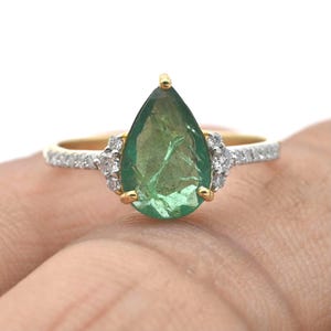 Natural emerald ring / teardrop emerald ring / pear emerald ring / genuine emerald ring / emerald diamond ring for gift / AAA emerald ring