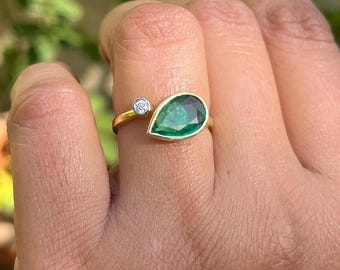 Elegant Pear Shape Emerald Diamond Ring 14K Gold Unique Fine Jewelry Gift