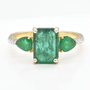 stunning emerald cut emerald gold ring / certified natural emerald / G-H VS diamond emerald art deco ring / vivid emerald minor oiled ring