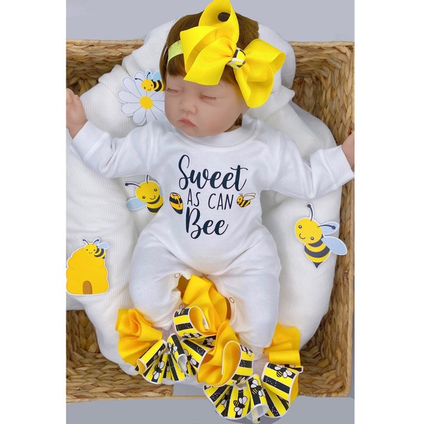 Baby Girl Outfit, Coming Home Outfit, Custom, Handmade, Personalized Newborn, Babyshower Gift, Newborn Clothing, Summer Outfit, Bumblebee