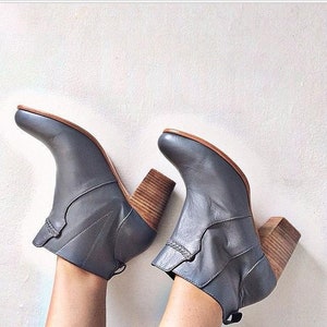 GreyLeather Heel Ankle Boots Booties Womens