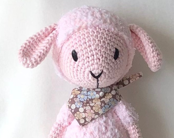 Cuddly sheep pink or grey - Handmade by Omanel