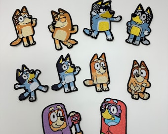 Bluey-geïnspireerde opstrijk- en plakpatches. Geïnspireerd om er hetzelfde uit te zien als Bluey bingo chili en bandet-genezer