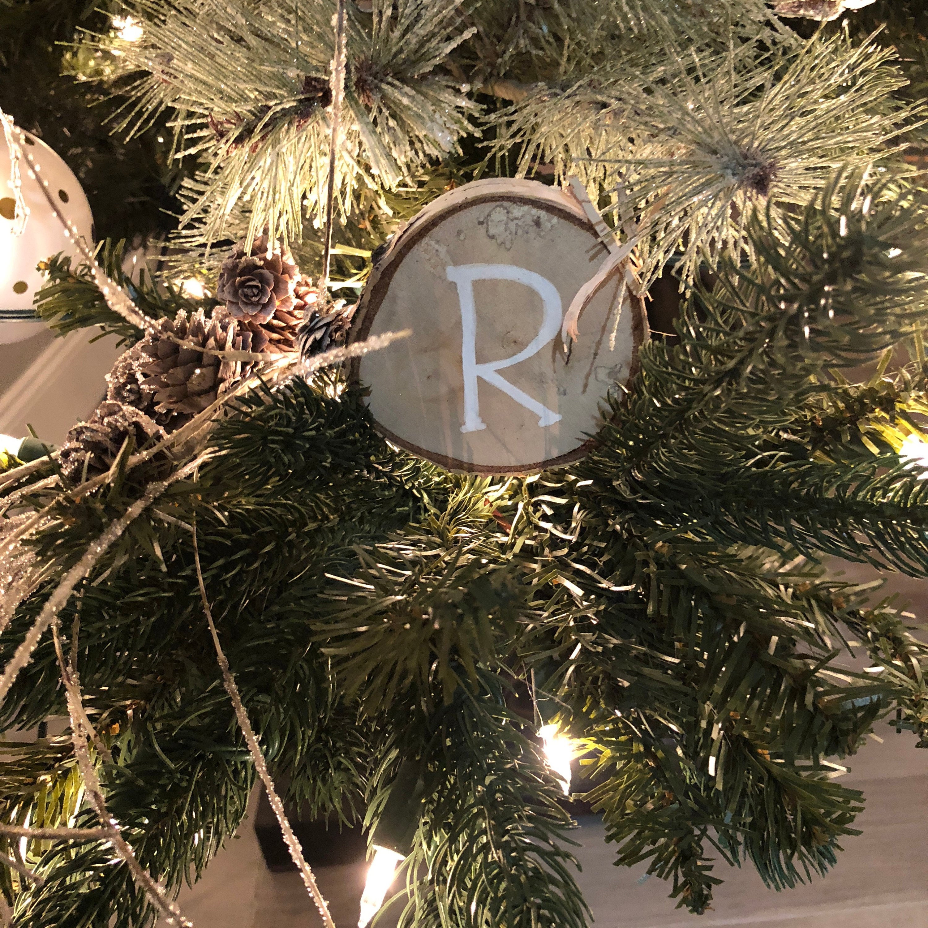 Ornement de Tranche Bois Personnalisé -Ornement en Rustique- Ornements Noël Personnalisés- Tranche -