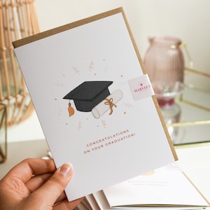 Félicitations pour l'obtention de votre diplôme - Carte de voeux de célébration - 5 x 7 pouces avec enveloppe kraft