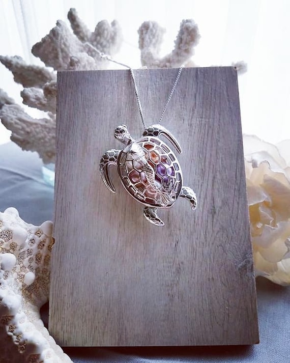 Turtle shop pearl cage