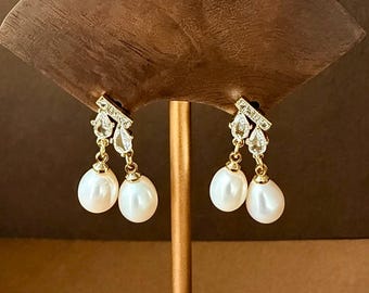 Bridal Earrings, Wedding Earrings, Natural Freshwater Pearl Earrings, Cubic Zirconia Drop Earrings, Wedding Bridesmaid Gift, Gift for Her