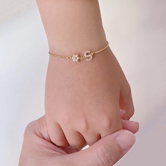 Flower Girl Gift Flower Girl Bracelet Gifts for Flower Girl Personalized Wedding Flower Girl Jewelry Gift for Toddler Girl Little Girl Gift