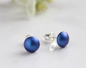 HELMI 8 mm dark blue pearl stud earrings | Small Dark Blue Glass Pearl Studs | Simple Midnight Blue Round Ball Studs |Colourful Jewelry Gift