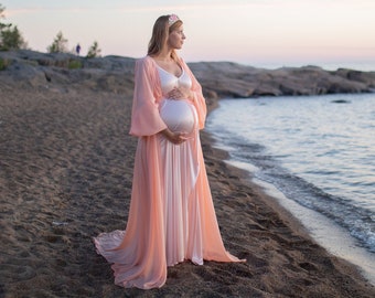 SAMPLE Sale, ARIELLE, Peach Maternity Robe Dress for Maternity Photography, Chiffon Robe, Coral Chiffon Kaftan Dress, by Jenny Aarrekangas