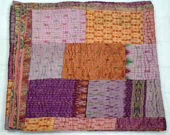 Indische handgemachte Quilts Seide Aufnäher Kantha Quilt Decke Tagesdecke Flicken Kantha Überwurf Kantha Rallies Sari Quilt vintage Vintage Quilts