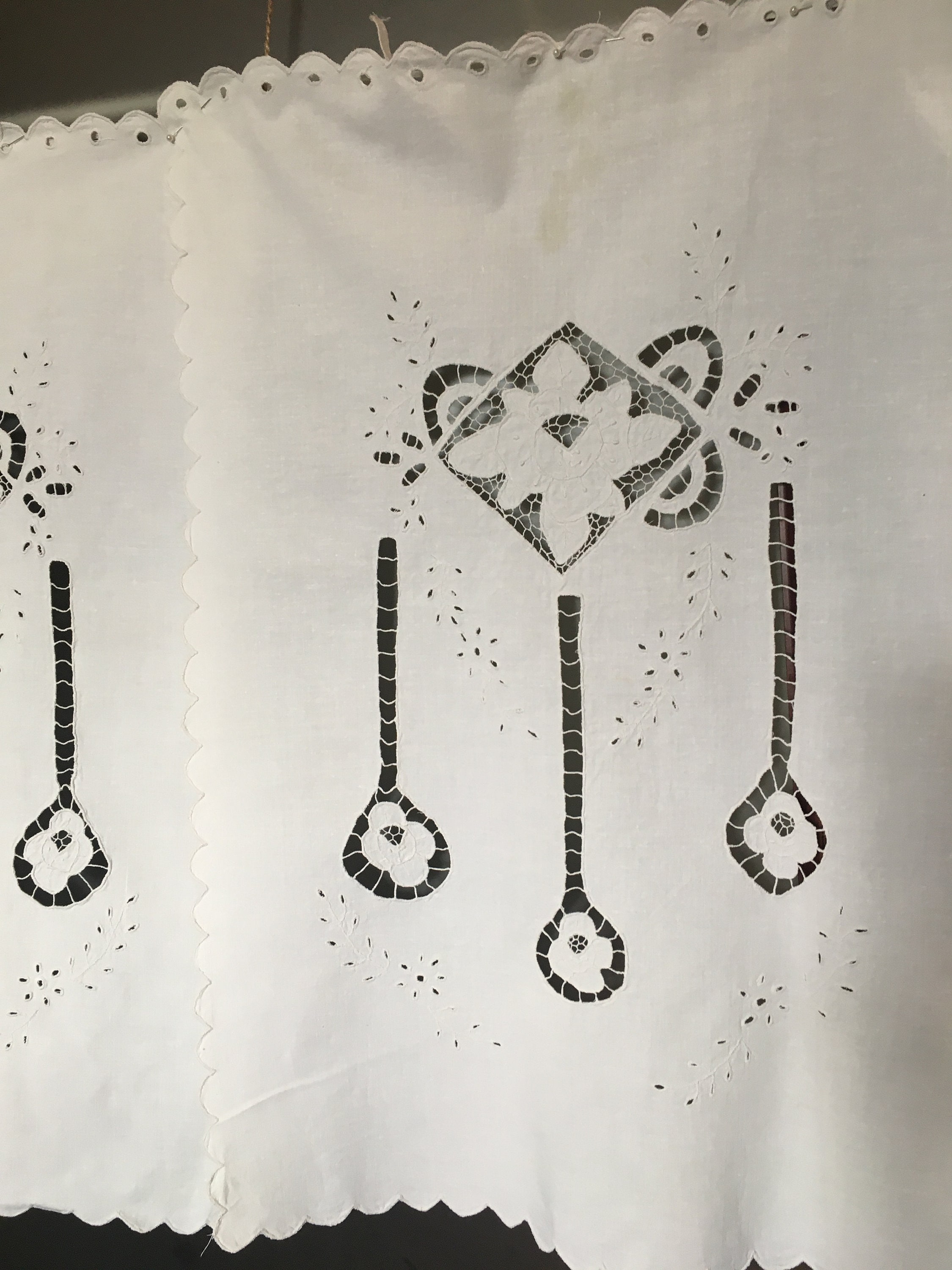 Vintage pair of white cotton eyelet cutwork cafe curtains Etsy