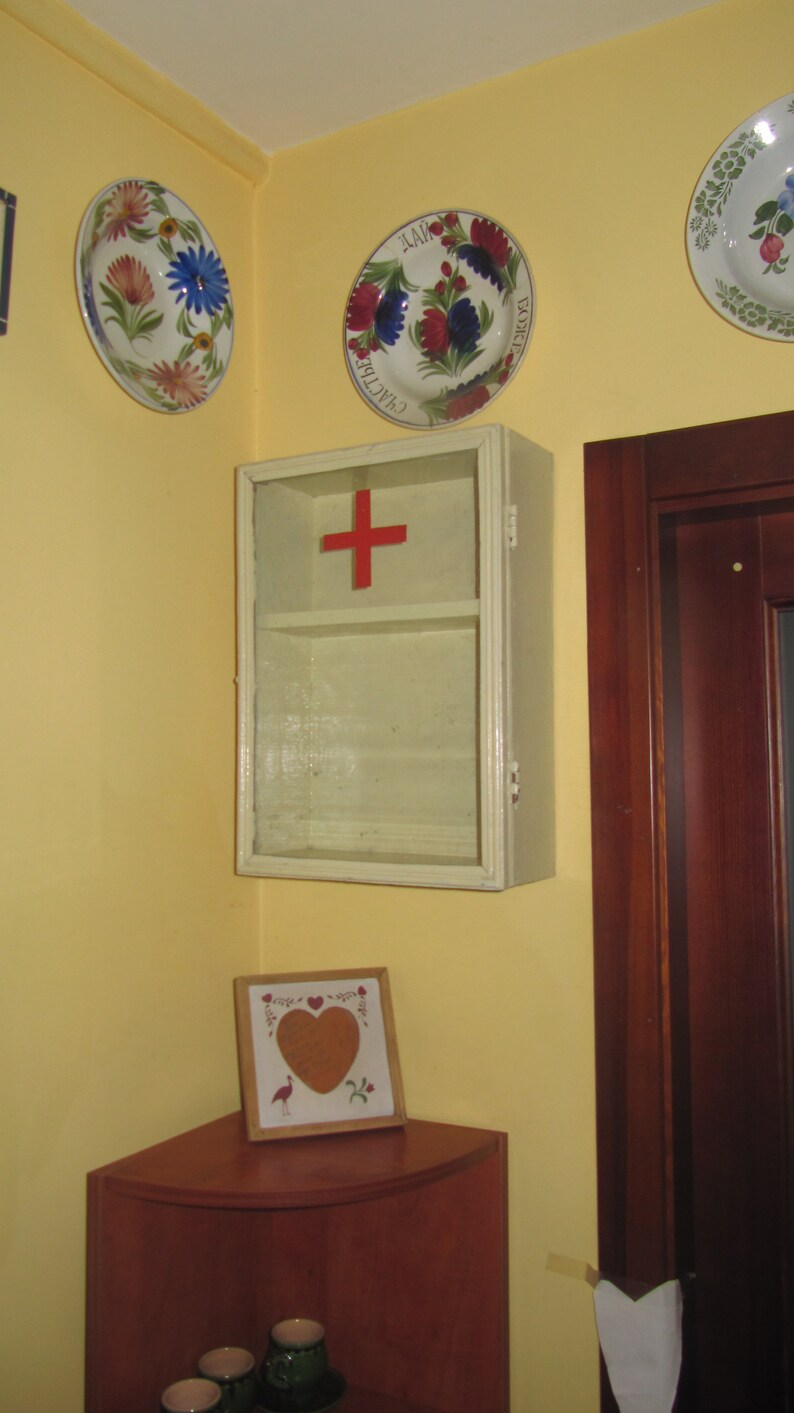 1950s Medicine Wall Cabinet Positive Charming Cosy Etsy