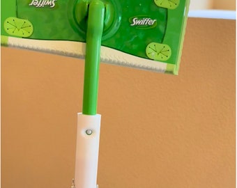 SWIFFER SWEEPER MOP