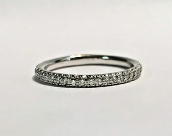 KWIAT Signed Platinum Diamond Pave Stack Eternity Wedding Band Ring Size 5 3/4