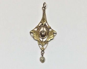 Antiguo Art Nouveau 10k oro verde y oro amarillo perla perla colgante colgante