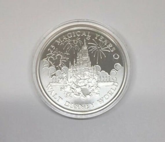 1971 1996 Walt Disney World 25 Magical Years Commemorative