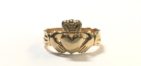 Vintage 14k Yellow Gold Claddagh Hands Celtic Kno… - image 1