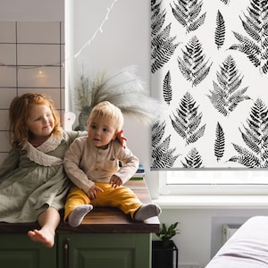 Blinds, Sheer Or Blackout Variations Avaible, Painted leaves, Black and White, Plants, Printed Pattern, Stylish Window Decor