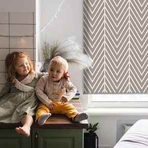 Blinds, Sheer Or Blackout Variations Avaible, Minimalist mountains, White and Beige, Geometric, Printed Pattern, Stylish Window Decor