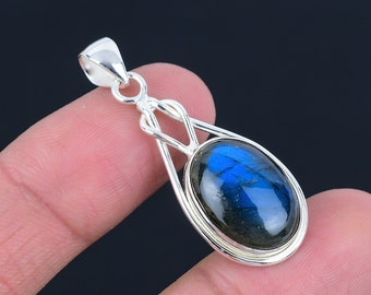 Natural Blue fiery Labradorite Gemstone Pendant 925 Sterling Silver Oval Shape Gemstone Handmade Silver Pendant Jewerly Gift For Women