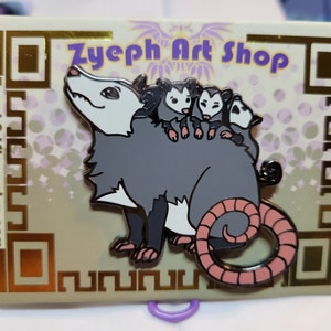 Opossum Enamel Pin(Preorder)