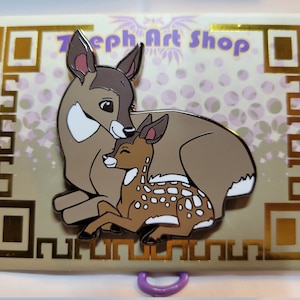 White Tail Deer Enamel Pin