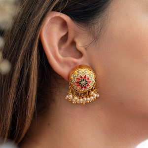 Clous d'oreilles ronds Kundan Meenakari dôme, véritables gouttes | Boucles d'oreilles en émail floral rouge vert | Cadeau festif nuptiale du Rajasthan pour elle