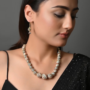 Single Layer Jadau Bead Necklace with Earrings, Traditional Indian Jewelry, Desi Indian Necklace, Bollywood Wedding Gift, Sabyasachi Jewelry