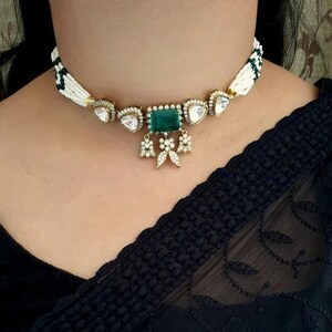Emerald Green Kundan Polki Choker Necklace Set, Sabyasachi Necklace, Delicate Choker, Wedding Jewelry, Bollywood Jewelry, Pakistani Jewelry