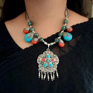 Oxidized Silver Set, Haram Necklace,Flower motif chain,Turquoise Stones,Indian Bollywood Necklace,Lightweight Oxidized Earrings