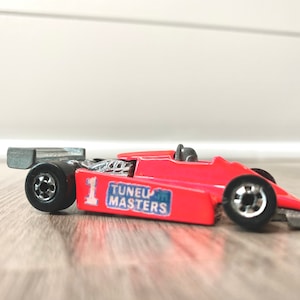 Vintage 1982 Race Indy Car Hot Wheel, vintage 1982 Tuneup Masters Hot Wheel, Vintage 1982 Hot wheel, Vintage Hot Wheel, Indy Car, Die Cast