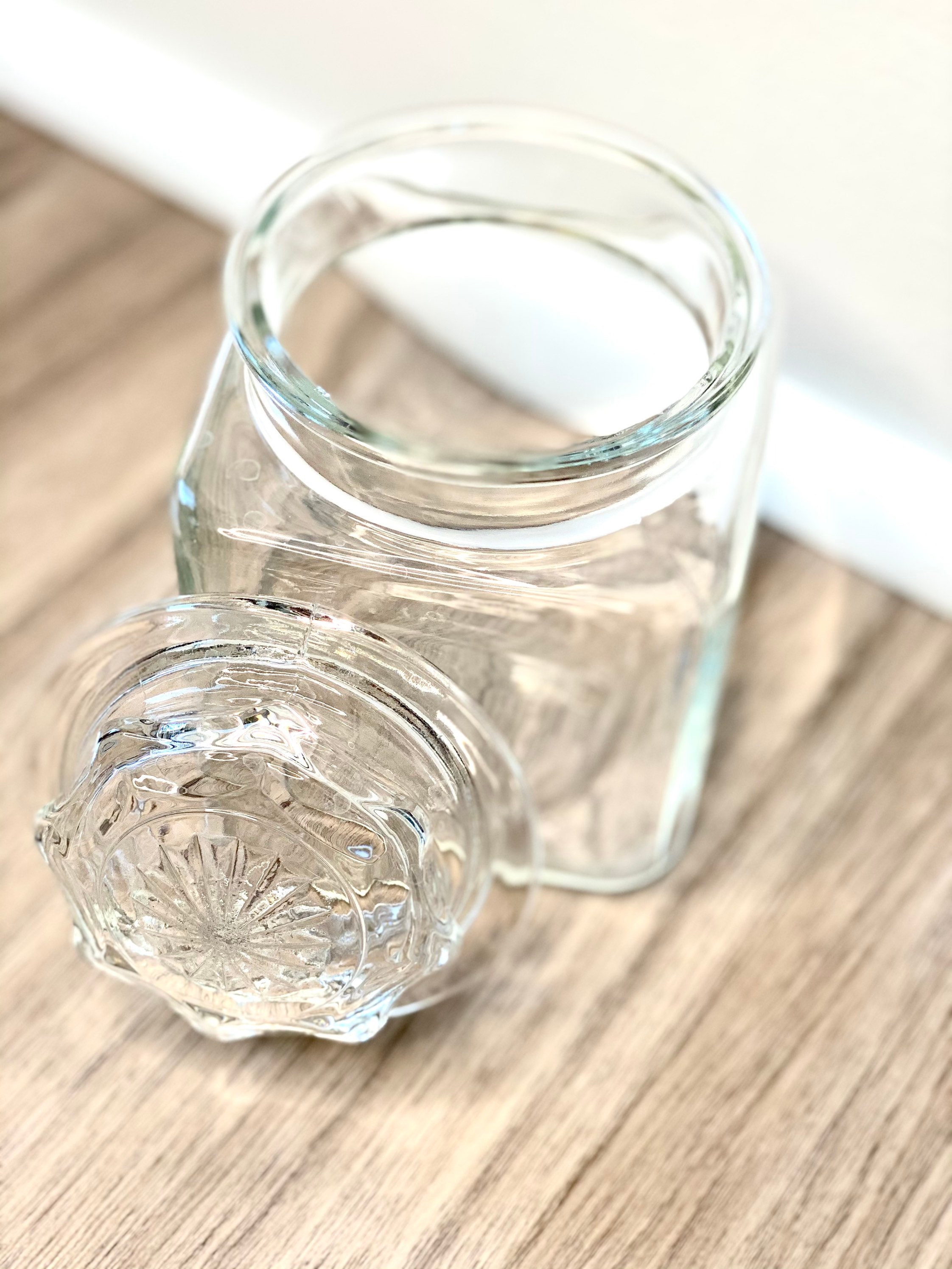 Vintage Large Square Glass Jar w/ Metal Lid & Ribbed Corners – Dutch Girl  Decal