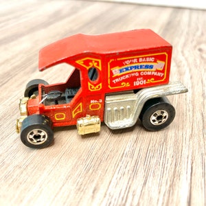 Vintage 1976 Red Hot Wheels T-totaller, Vintage Red Hot Wheels, T