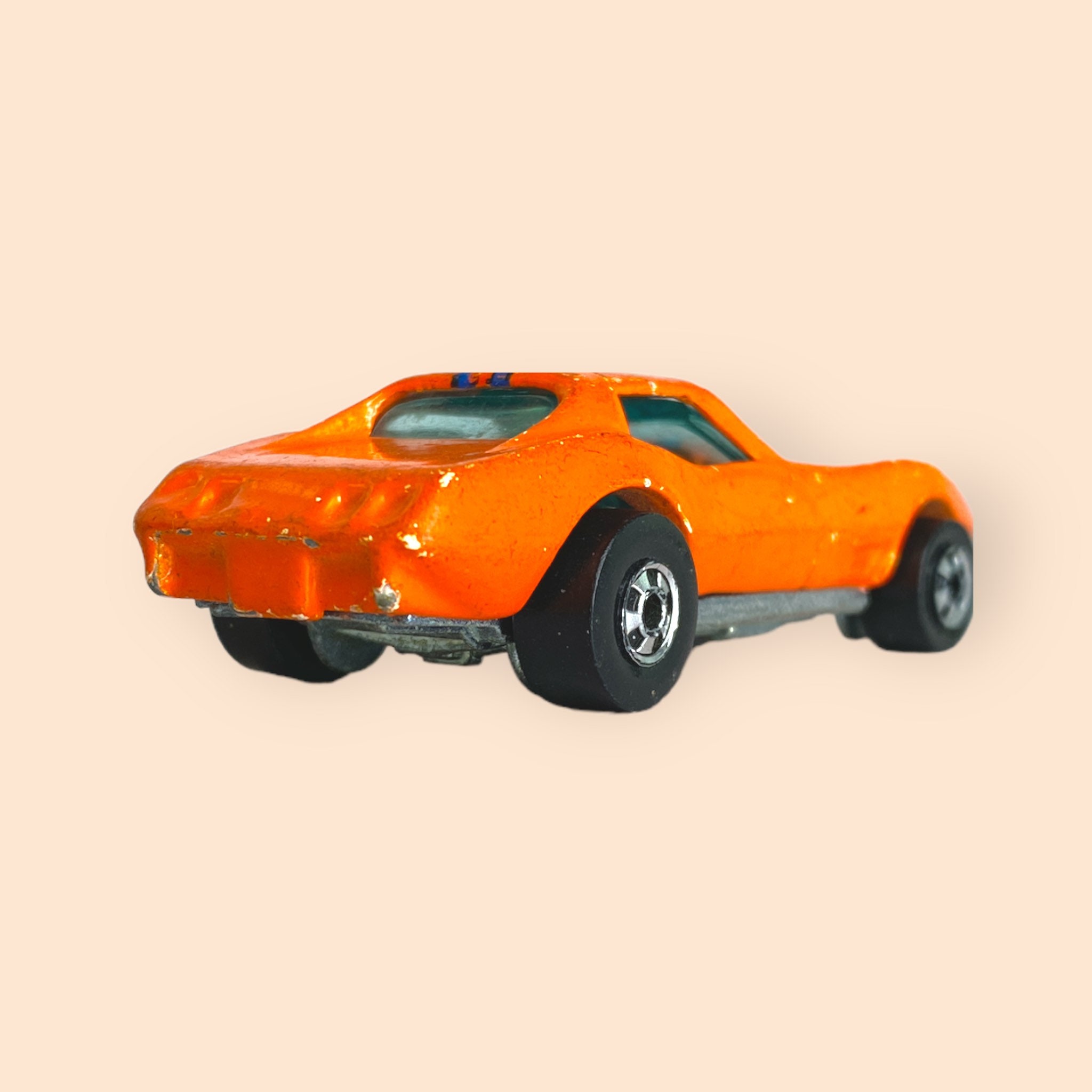 Hot wheels 1975 corvette stingray orange sale